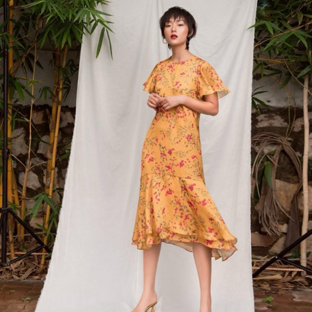 đầm midi lụa hoa vàng tochie size m
