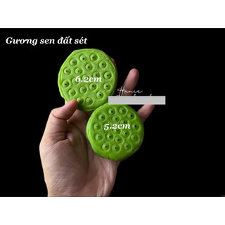 Nhị sen/gương sen làm hoa thủ công