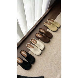   hiện mới về sẵn ạ  Giày Lười Tabi Meibaiyi – Phong Cách Thời Trang Nữ Chất Liệu Da Mềm QCCC 2025 