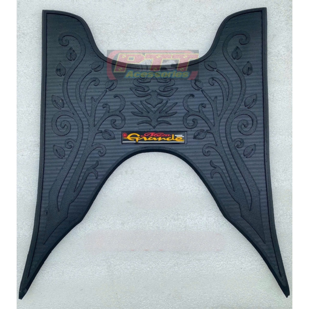 THẢM CAO SU LÓT CHÂN XE NOZZA GRANDE ( 2014 - 2018 )