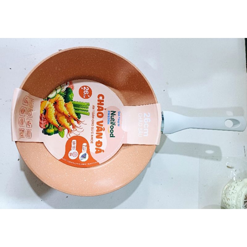 Chảo vân đá sâu lòng 26cm Greencook (Quà tặng Nutifood)