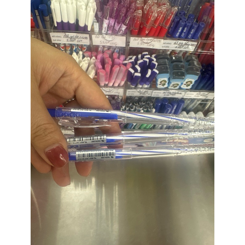 Hộp 20 bút bi Thiên Long 027 xanh