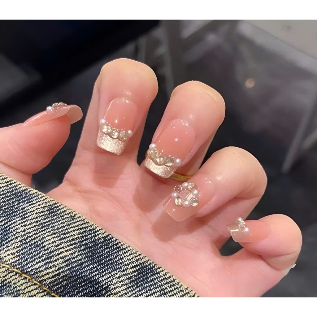 Mã 561 Nails Box 24 móng kiểu nhẹ nhàng....561