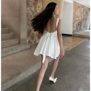 CHLOEROSES | Váy Nữ Backless Dress Hở Lưng Thắt Nơ Lưng Thanh Nhã Trẻ Trung - White   #backless #vayholung