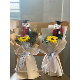 COMBO BÓ HOA HƯỚNG DƯƠNG 1 BÔNG KÈM  GẤU TỐT NGHIÊP +  TÚI ĐỰNG  NHIỀU MẪU TẶNG TỐT NGHIÊP KỶ YẾU CỰC XINH FORM TO ĐẸP