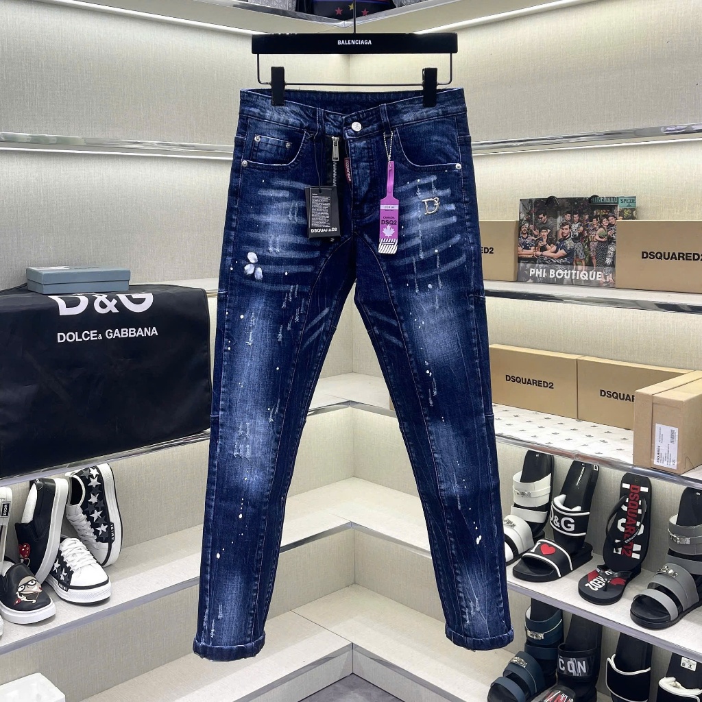 Quần jean nam D2 biker xanh mài trơn khoá lệch cào xước vảy sơn tag logo đùi QJ692P
