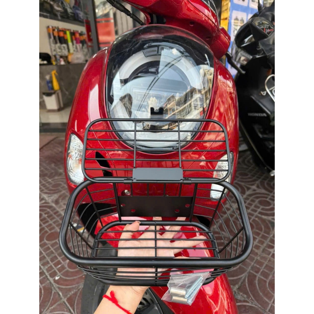 Rổ xe mini gắn Scoopy Vario