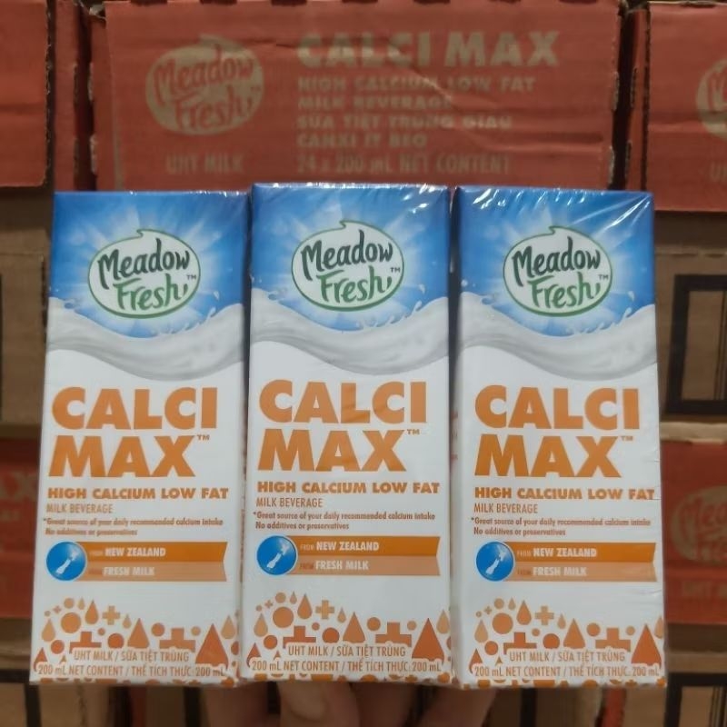 (22/4/2026)Thùng 24 hộp 200ml Sữa Meadow Fresh Max canxi