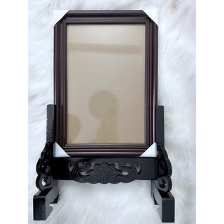 Chân,giá để khung hình thờ. Bề ngang khung hình bao nhiêu cm cộng thêm 5cm  ra số chân ,giá cần đặt