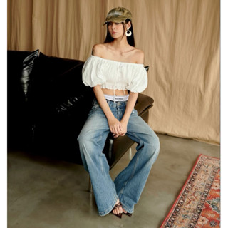 Kate Top / Áo trễ vai Linen tay phồng trắng Cá tính, áo croptop trễ vai tay bồng dáng ngắn Quynh Trang Basic