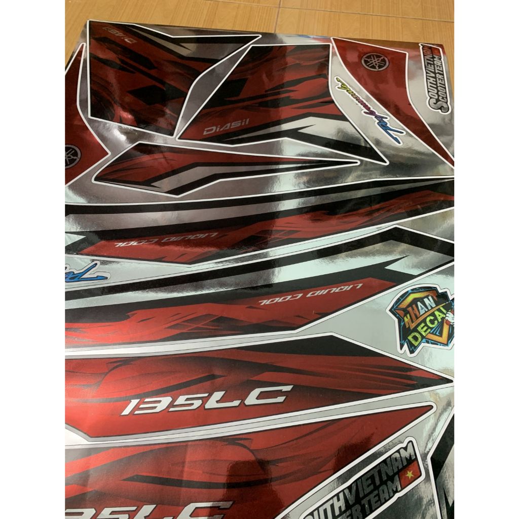 Tem exciter 135 LC V7 đỏ đen crom