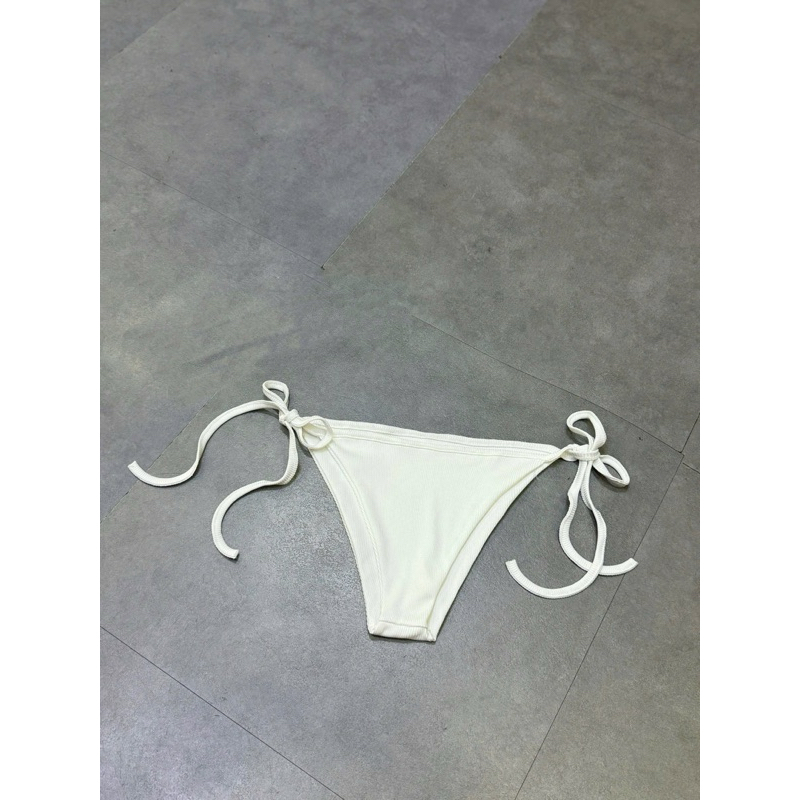 Y1790 Quần Bikini cột dây nhiều màu (2 lớp)  YUMI | BigBuy360 - bigbuy360.vn