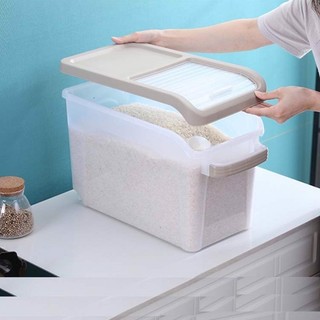 Thùng đựng 10kg, 12kg thiết kế nắp kéo thông minh chống bụi, chống ẩm mốc, côn trùng kèm cốc đong gạo chia vạch