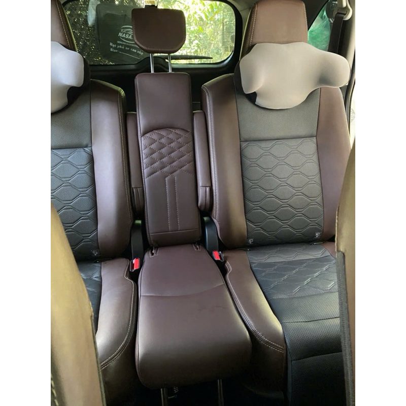 Ghế phụ inova cross