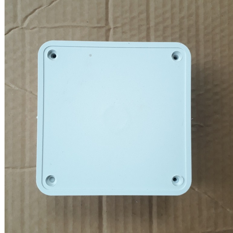 10 Hộp 11 trắng dầy, hộp Kỹ Thuật Cho Camera chống nước Kích thước 110 x 110 x 5mm