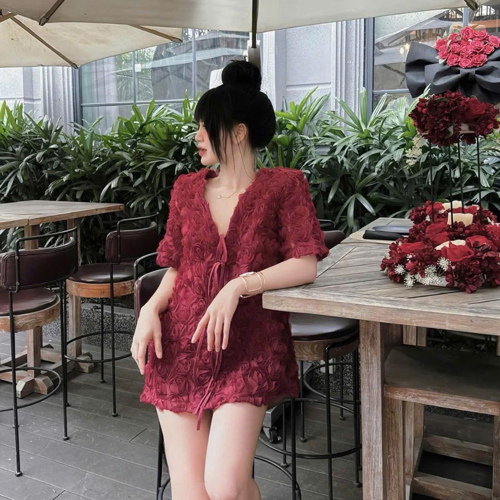 Đầm ngắn cộc tay hoa hồng TH Fashion kèm dây thắt siêu xinh