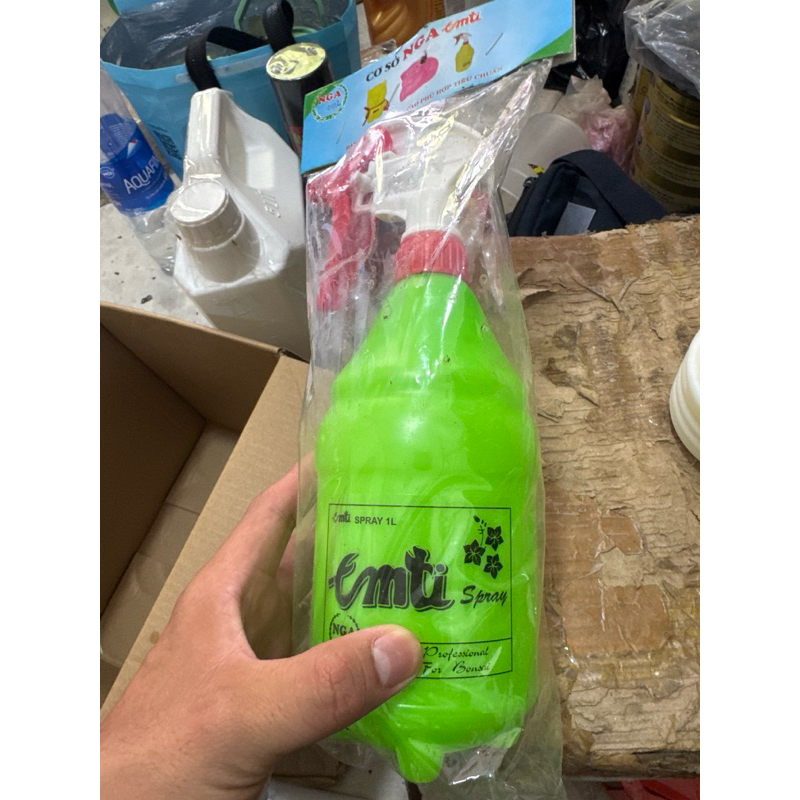 Bình xịt tưới cây 1 lít