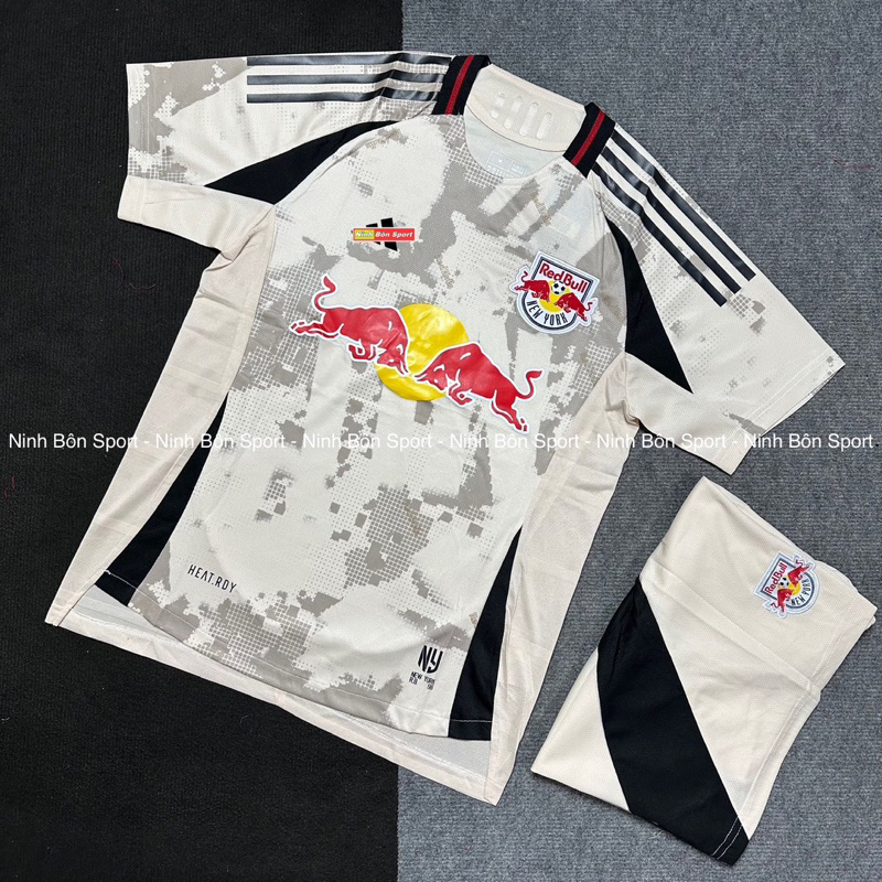 Bộ Quần Áo Bóng Đá CLB New York RedBull 2025 - Vải Polyester Thái Cao Cấp