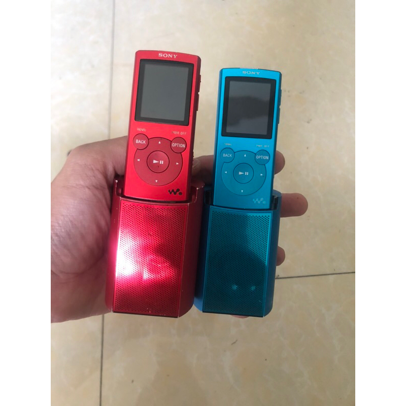 combo mp3  sony walkman e052