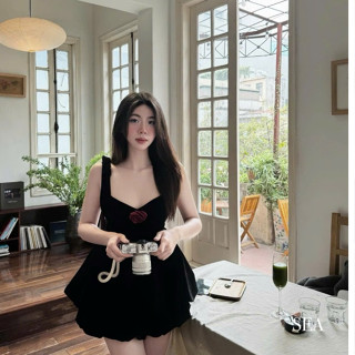  Set váy nhung áo hai dây cổ chữ U đính Nơ vai phối quần dáng bí set bộ đồ áo nhung đính hoa ngực sang trọng 