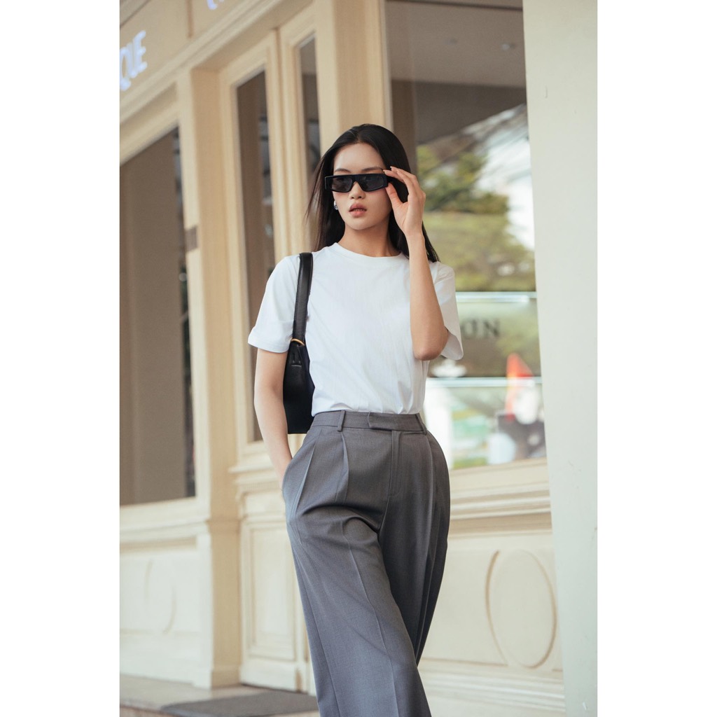 Basic T-shirt - BST Summer Essential 2025 by December Chris