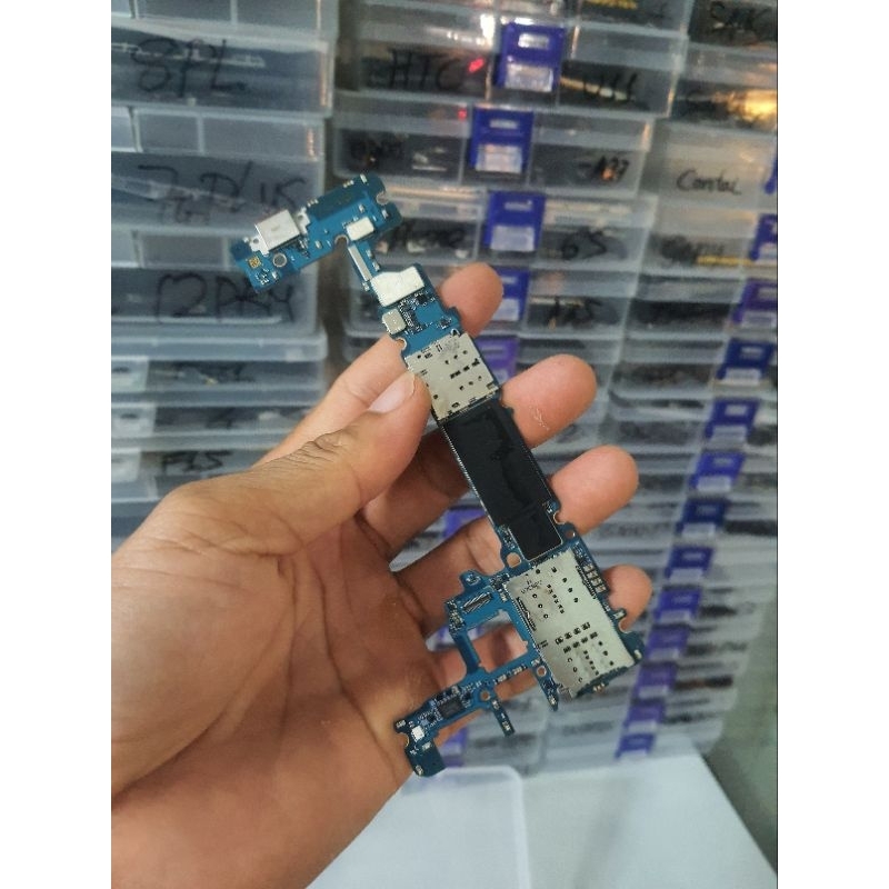 Main điện thoại Samsug C900F