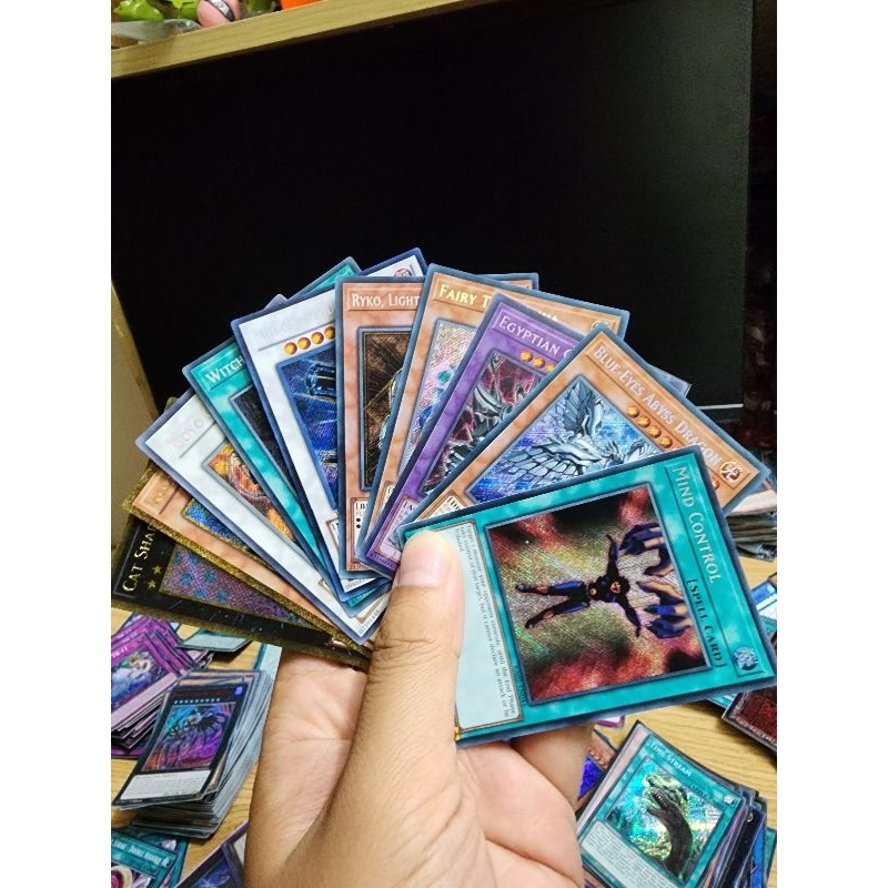 Random 2 Thẻ bài Yugioh Tcg Foil lấp lánh