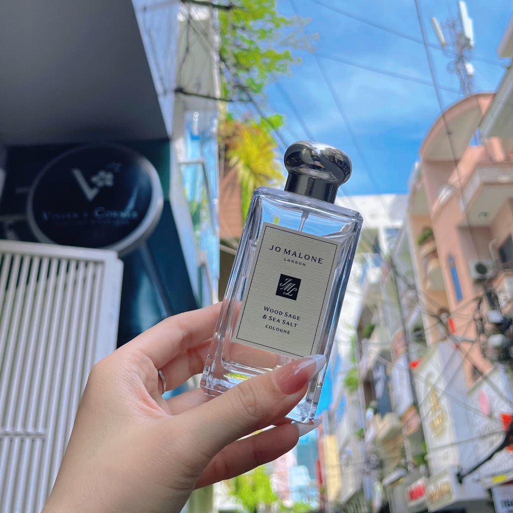 (𝗩𝗶𝘃𝗶𝗮𝗻'𝘀 𝗖𝗼𝗿𝗻𝗲𝗿) Nước hoa fullsize 𝗝𝗼 𝗠𝗮𝗹𝗼𝗻𝗲 𝗪𝗼𝗼𝗱 𝗦𝗮𝗴𝗲 & 𝗦𝗲𝗮 𝗦𝗮𝗹𝘁 𝗖𝗼𝗹𝗼𝗴𝗻𝗲