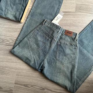 THE QUAO - Quần Jean Nữ Lưng Cao Ống Rộng Màu Bụi Vàng R2412_582