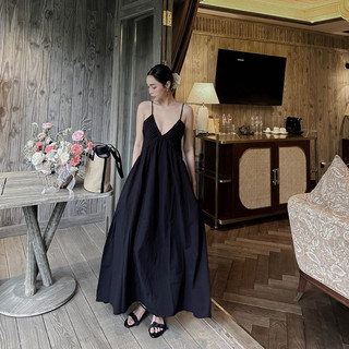 𝐋𝐮𝐓𝐚 | Váy hai dây xếp li ngực