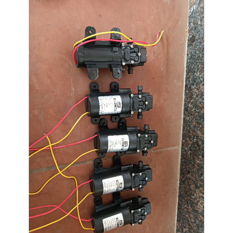 mô tơ bơm nước bình phun sâu 12v. bình 12v bmc