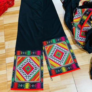 Khăn Piêu dân tộc Thái vải chéo in hoạ tiết 3D hoa văn sắc nét (ảnh shop tự chụp)