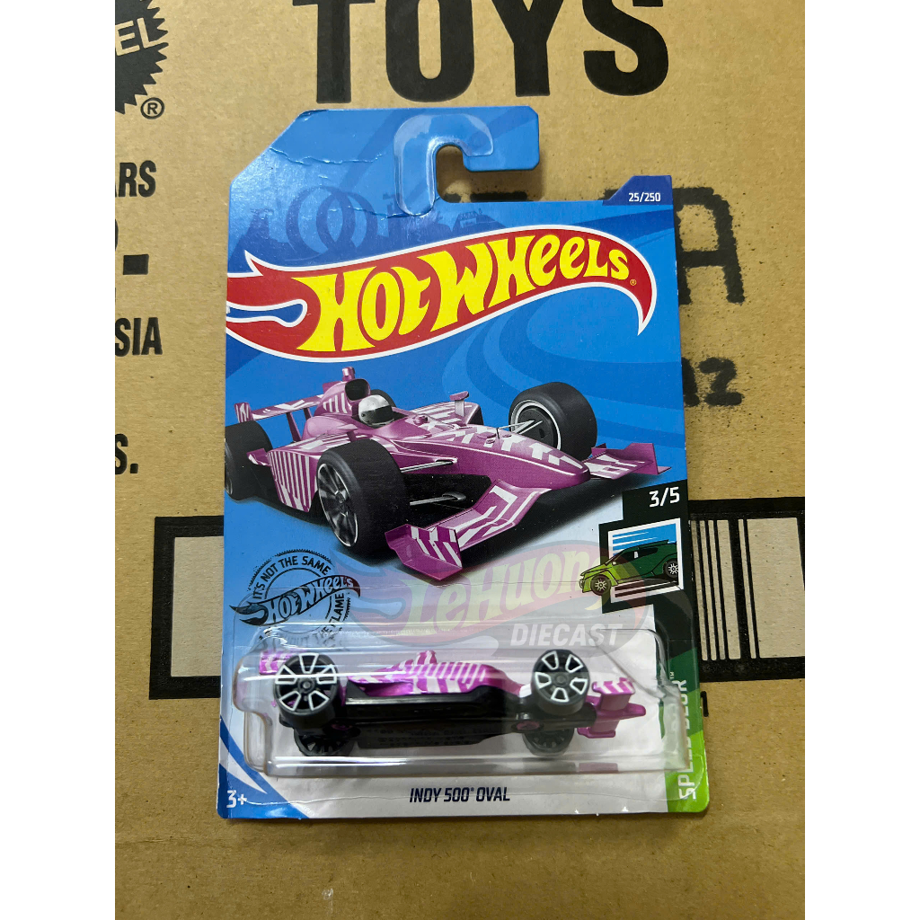 LeHuong Diecast - Xe Hot Wheels Indy 500 Oval (Màu Hồng)