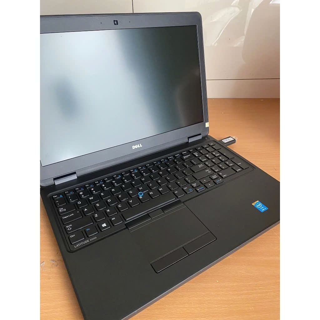 Máy tính laptop dell hàng chính hãng Ram 8GB Intel Core i5 - i7 ổ SSD 256GB màn 14", 15.6 - Tặng kèm túi đựng | BigBuy360 - bigbuy360.vn