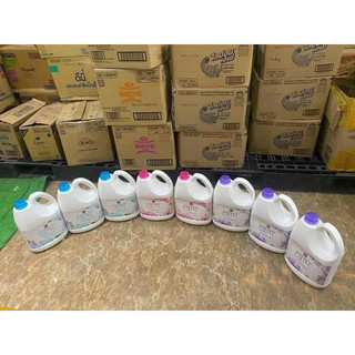 nước giặt Essence hàng thái thơm lừng đủ 3 màu. Can 3,5 lít