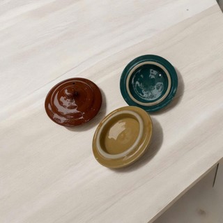 Nắp ấm sắc thuốc dùng thay thế cho các dòng ấm sắc thuốc sứ bát tràng dung tích từ 2.5L tới 3.2L.