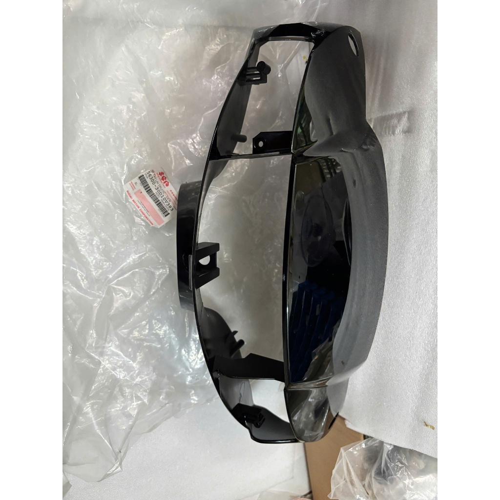 Ốp Đèn Pha (Bợ Đèn) Tay Lái Trước + Tem Chữ SUZUKI Cho Dòng Xe Viva 110-Hàng chính hãng