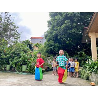 [Game vận động] Trò Chơi Nhảy Bao Bố