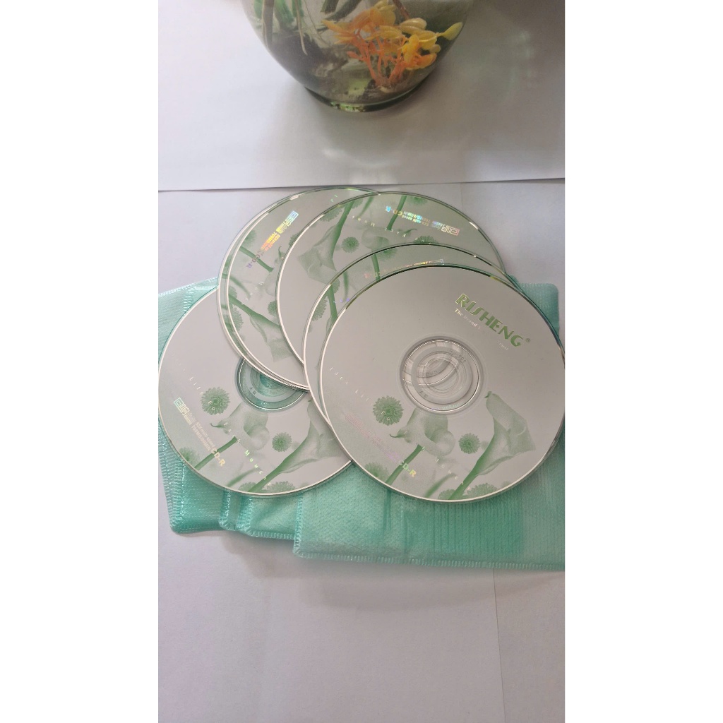Đĩa trắng CD-ROM 52x700MB risheng lẻ 1 cái tặng kèm bao xốp đựng đĩa