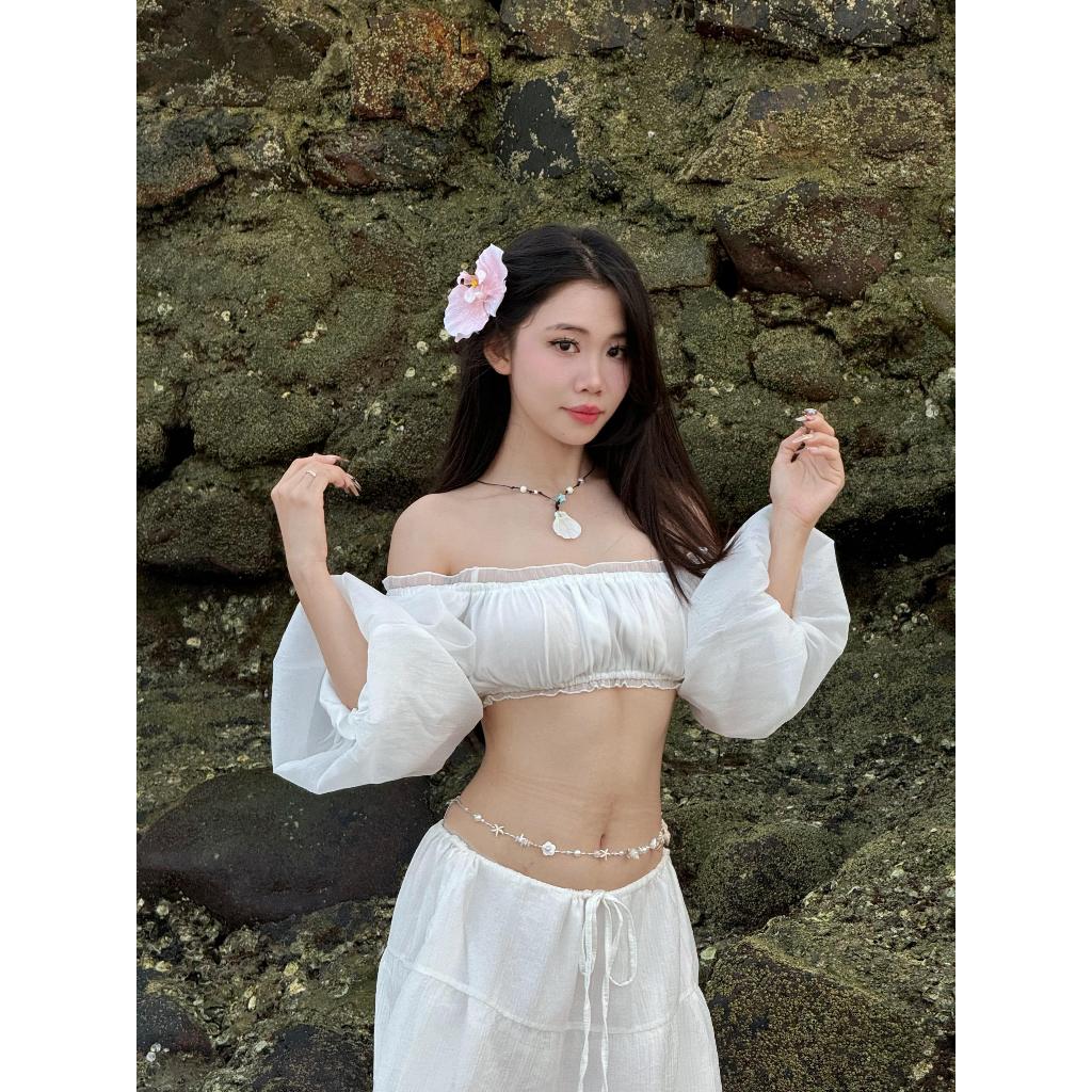 A19 - Áo Trễ Vai Tay Bồng Croptop Đi Biển Mùa Hè Phong Cách Bánh Bèo | BigBuy360 - bigbuy360.vn