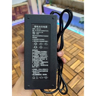 🔋 Sạc Xe Điện 42V 2A – Có Quạt Tản Nhiệt, Đèn Báo Sạc – Dùng Cho Xe Pin 36V