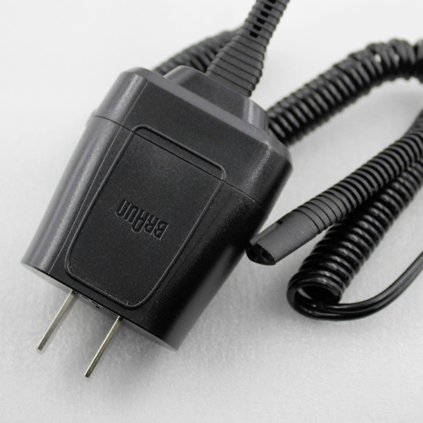 sạc máy cạo râu braun