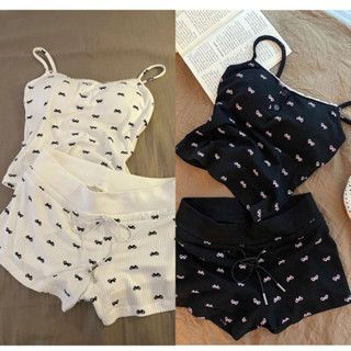 [ẢNH THẬT] SẴN Set pyjama đồ ngủ có đệm ngực áo dây phối nơ và quần đùi ngắn màu đen trắng cơ bản basic girl nữ ulzang