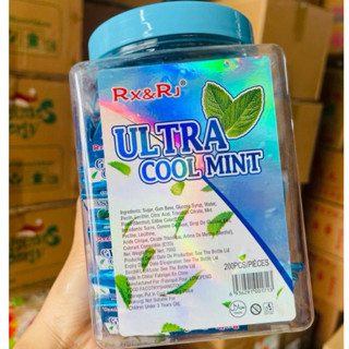 Lọ 200 kẹo cao su Ultra Cool Mint vị bạc hà thơm mát họng ngày hè siêu ngon