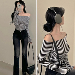 Áo Thun Trễ Vai Dài Tay Kẻ Sọc Nhí Kiểu Dáng Hàn Quốc Sexy Quyến Rũ Mẫu Mới Nhất A115