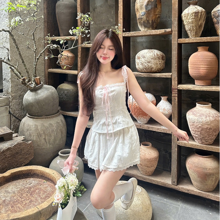AREUM Chân váy Xòe phối ren Windy Skirt [CÓ QUẦN BẢO HỘ] | BigBuy360 - bigbuy360.vn