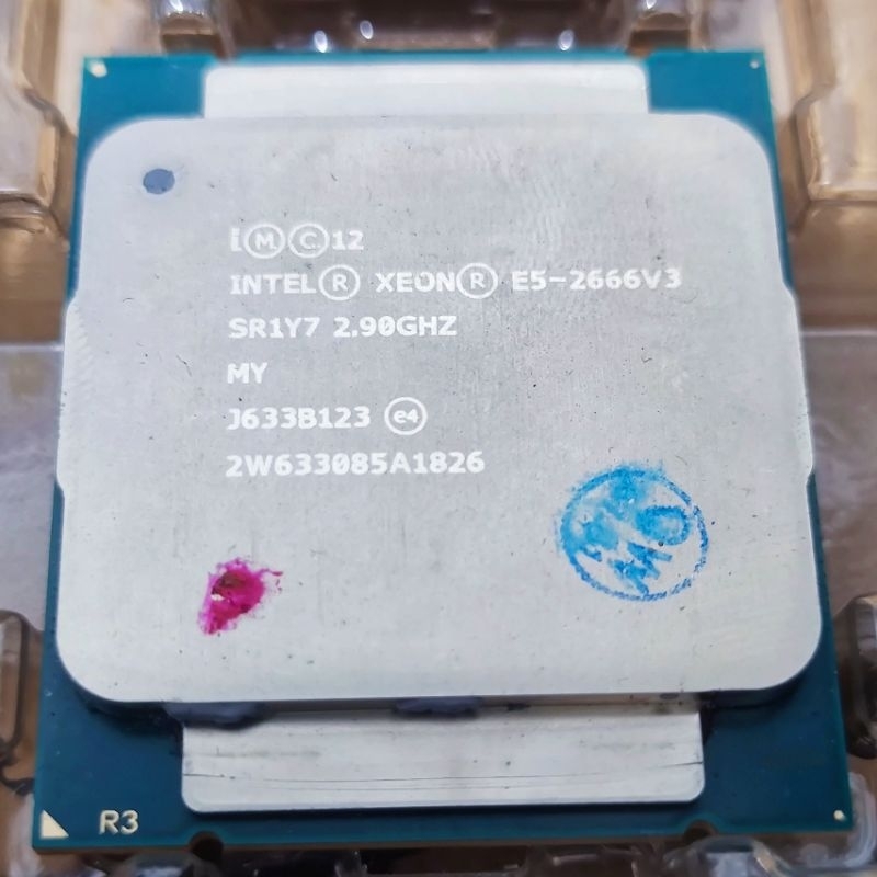 CPU Xeon E5 2696v3 2698V3 2699v3. Socket LGA 2011