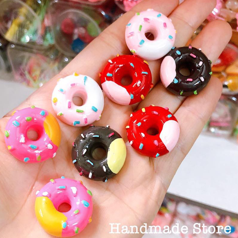 Charm donut
