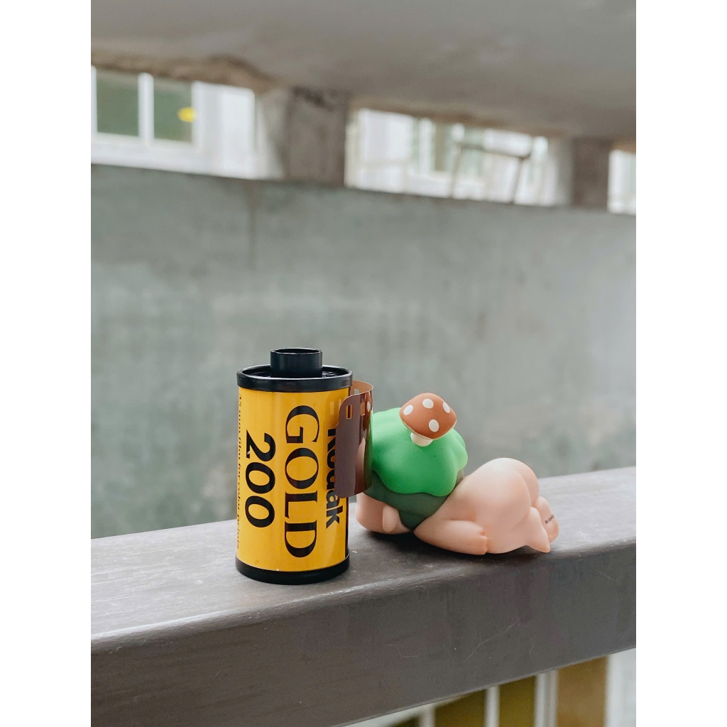 [Outdate] Film chụp ảnh 135 Kodak Gold 200 - 24exp, Nodate