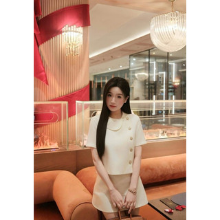  Set Alice màu kem be thiết kế tiểu thư phối khuy lệch  Áo + chân váy   MH078  
